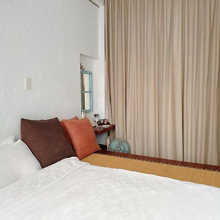辣虎邸家 Love Here Tainan Exterior photo