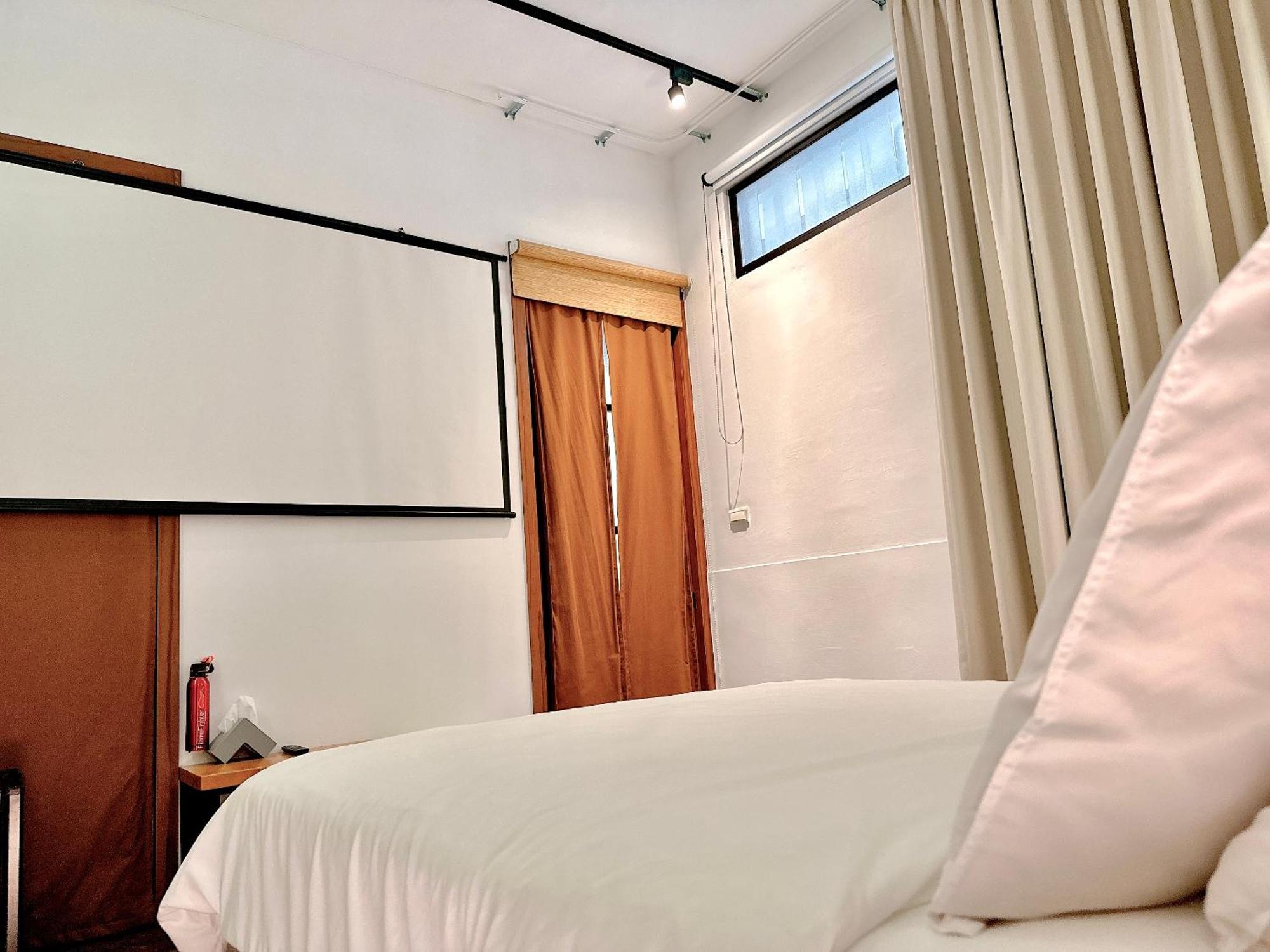 辣虎邸家 Love Here Tainan Exterior photo
